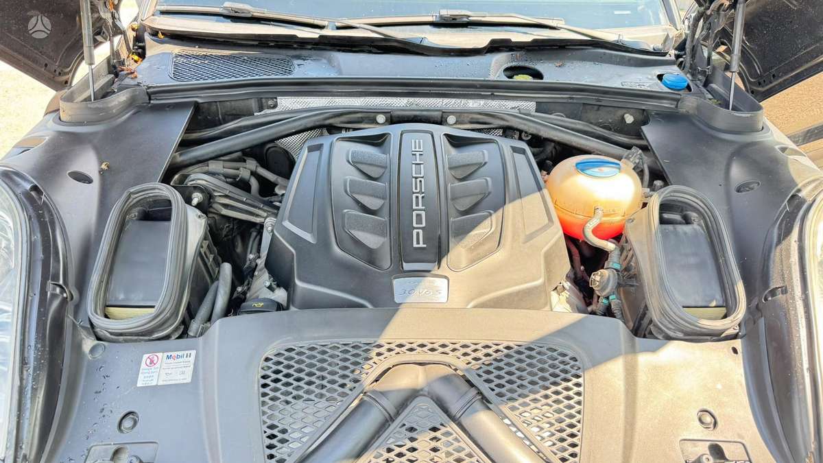 Porsche Macan, 3.0 l., Внедорожник / Кроссовер