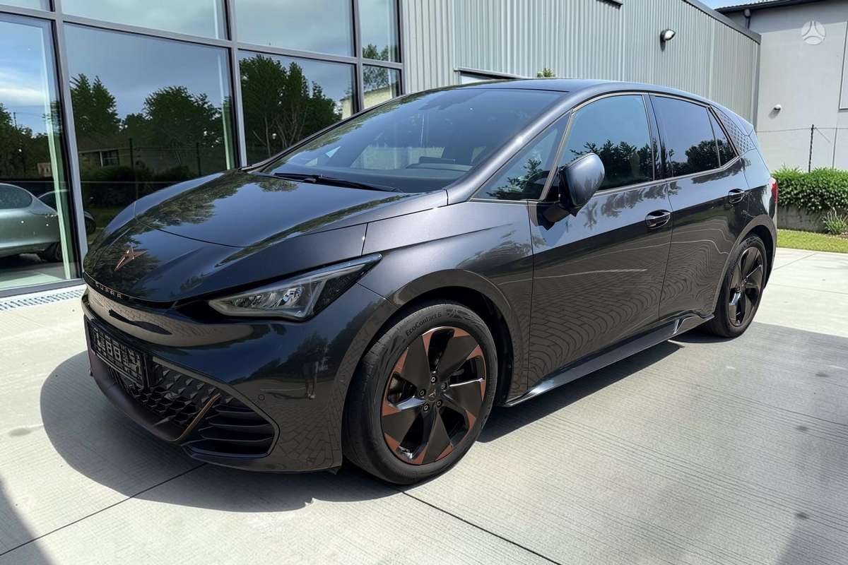 Cupra Born, 62 kWh, hatchback