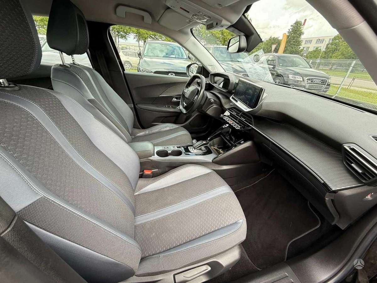 Peugeot 2008 - 5
