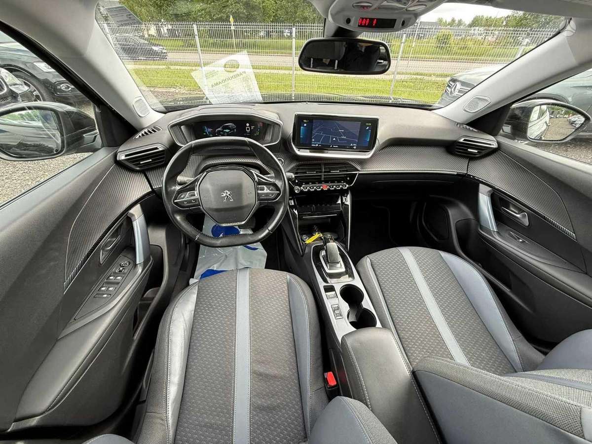 Peugeot 2008 - 7