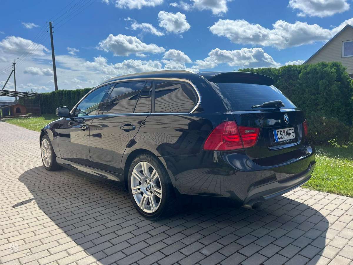 BMW 320, 2.0 l., wagon