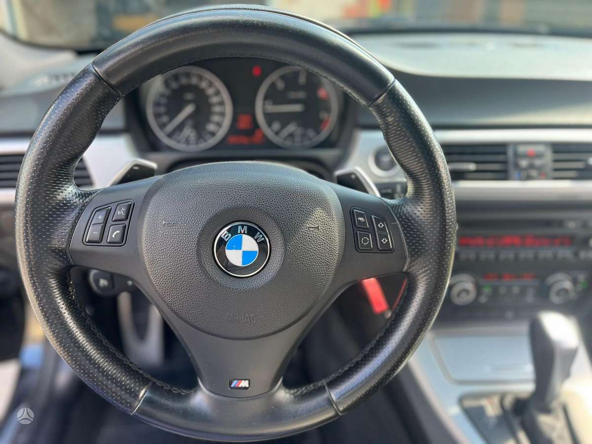 BMW 320, 2.0 l., wagon