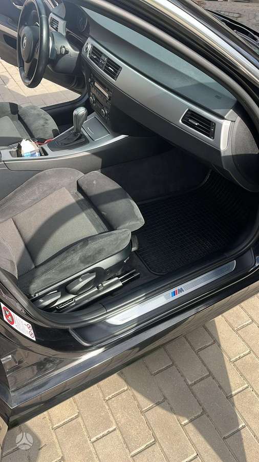 BMW 320, 2.0 l., wagon