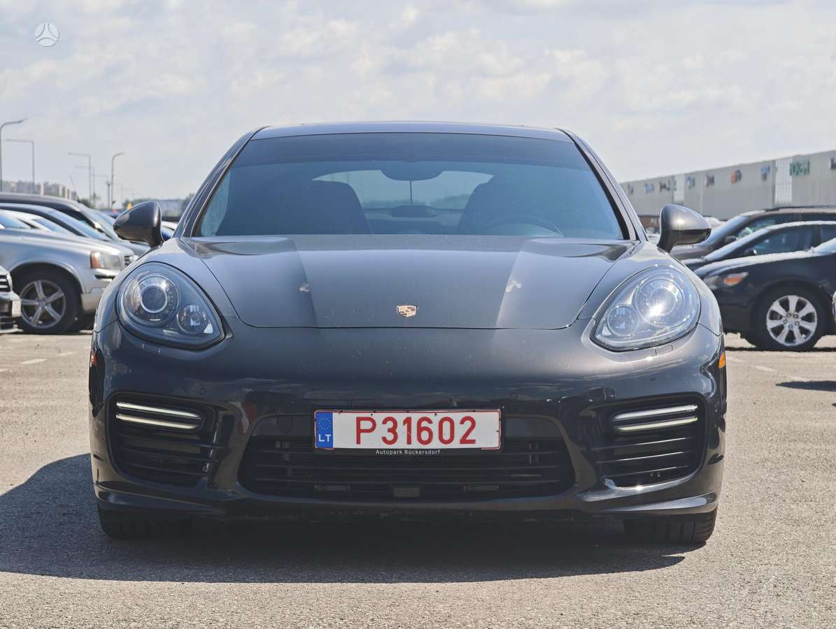Porsche Panamera, 4.8 l., Седан