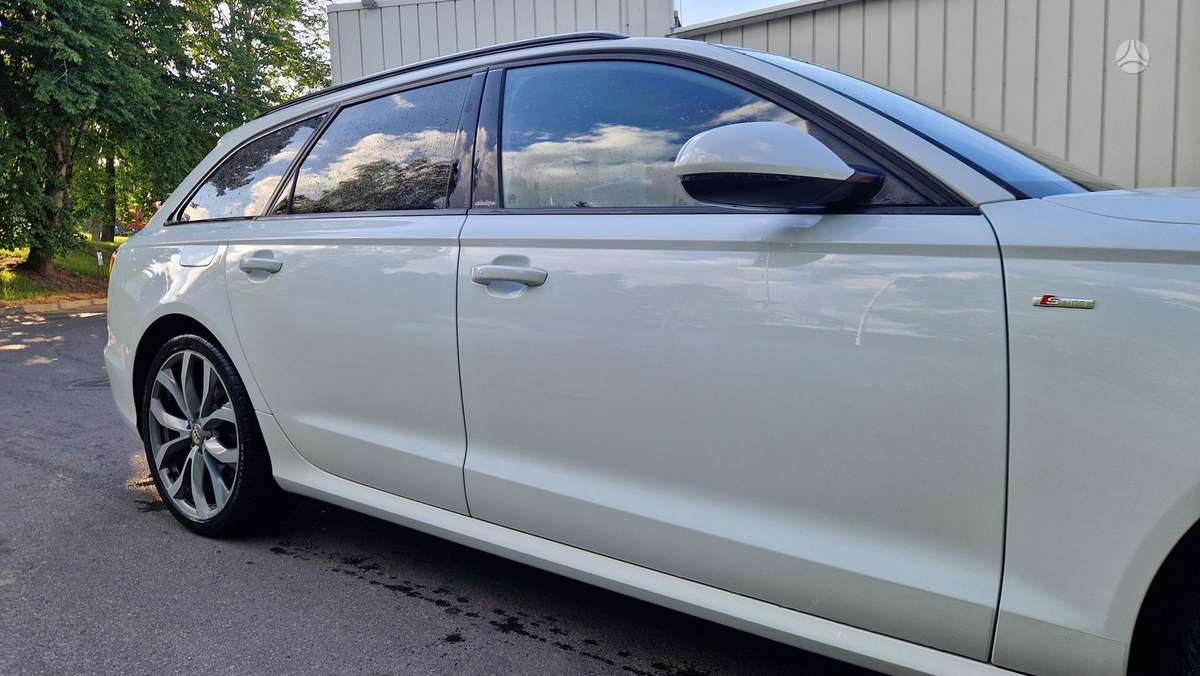 Audi A6, 3.0 l., universalas
