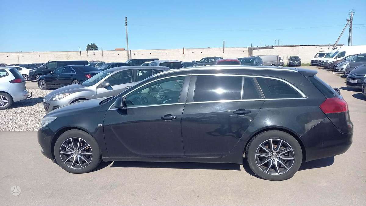 Opel Insignia, 2.0 l., Универсал