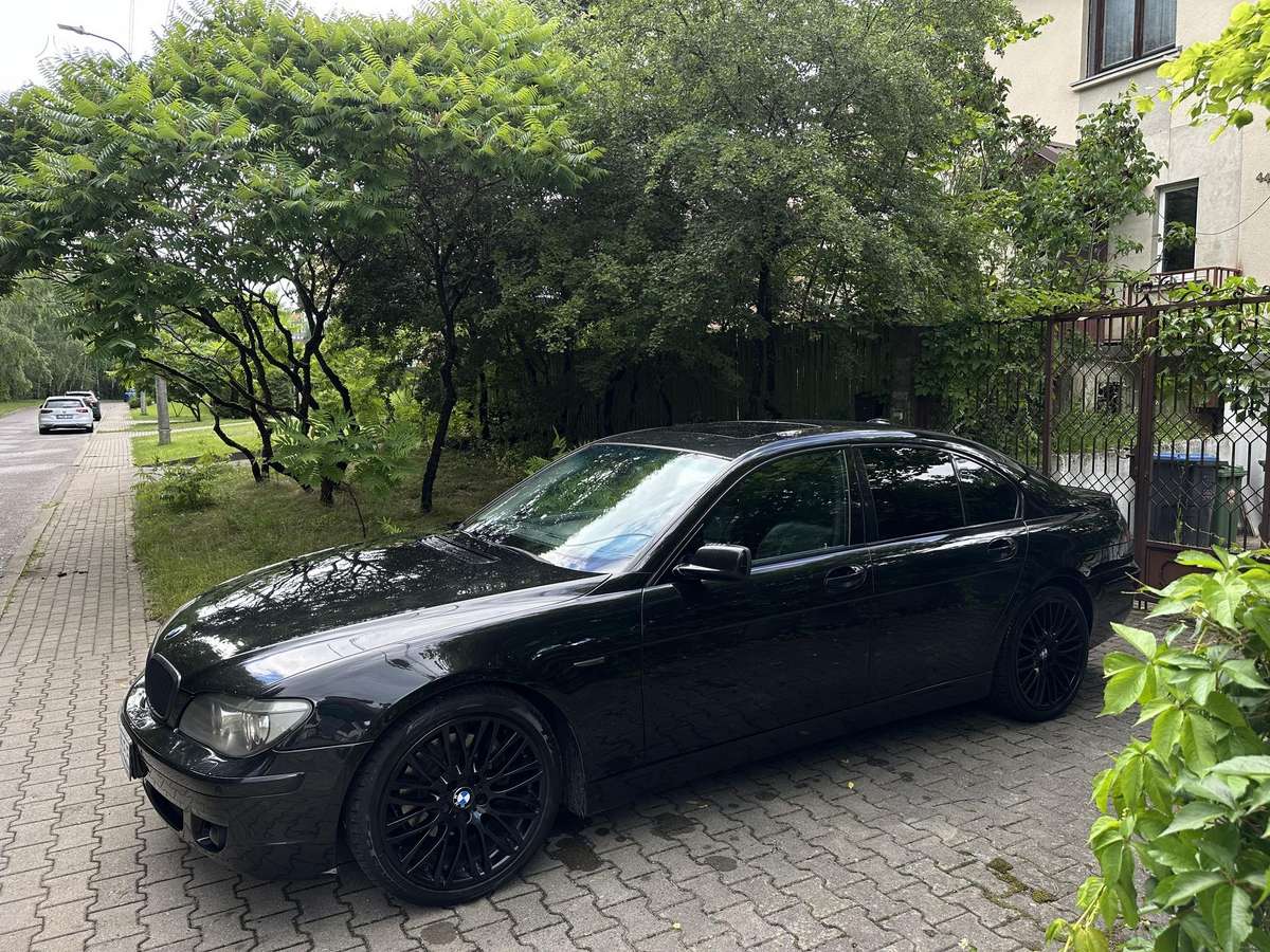 BMW 730, 3.0 l., Седан