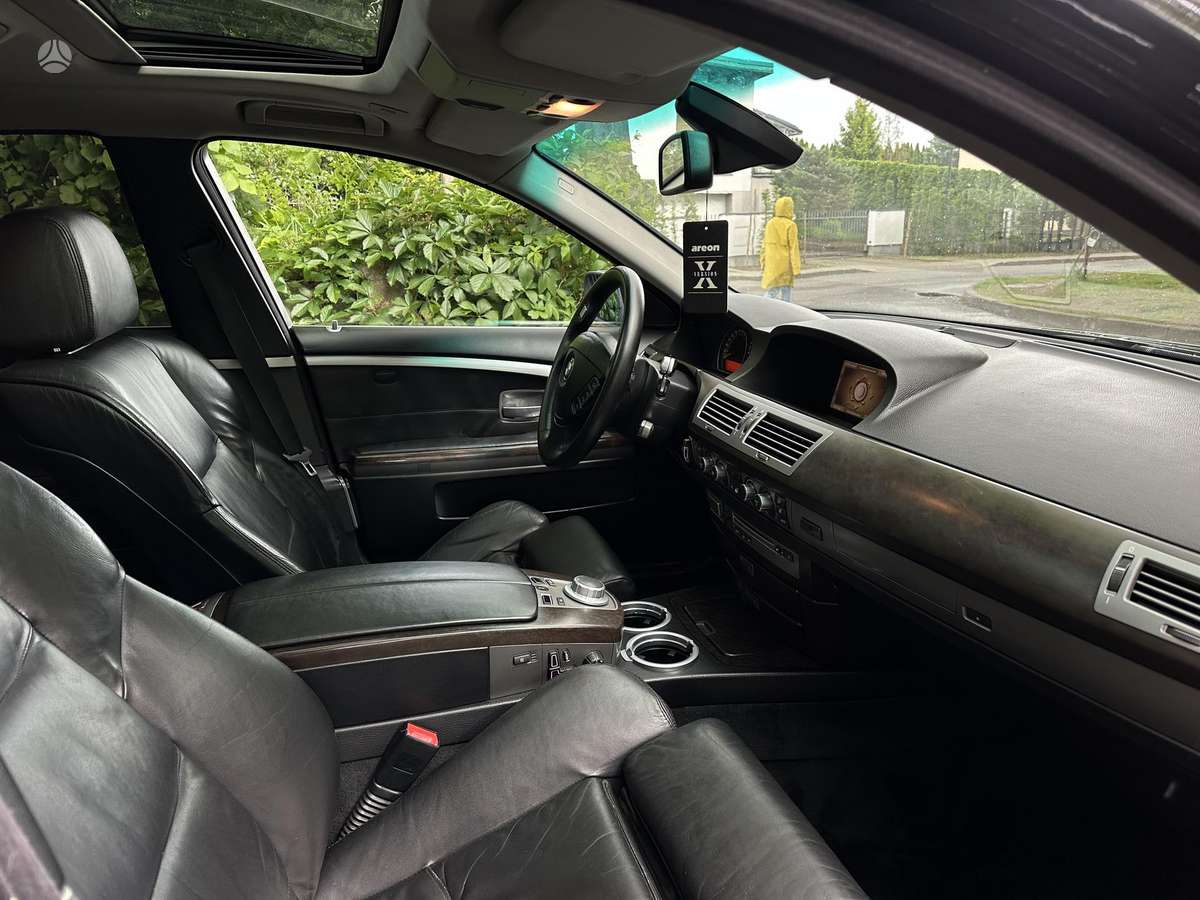 BMW 730, 3.0 l., Седан