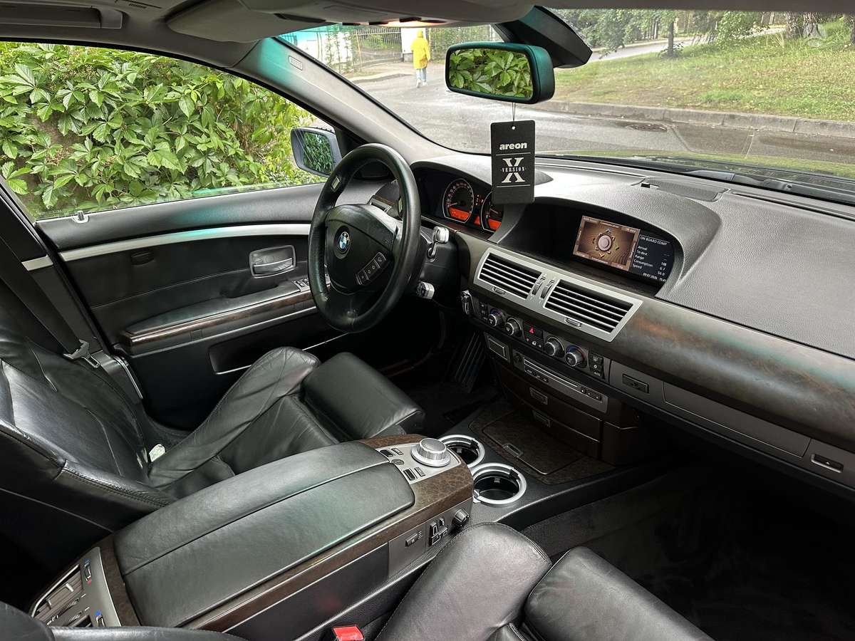 BMW 730, 3.0 l., Седан