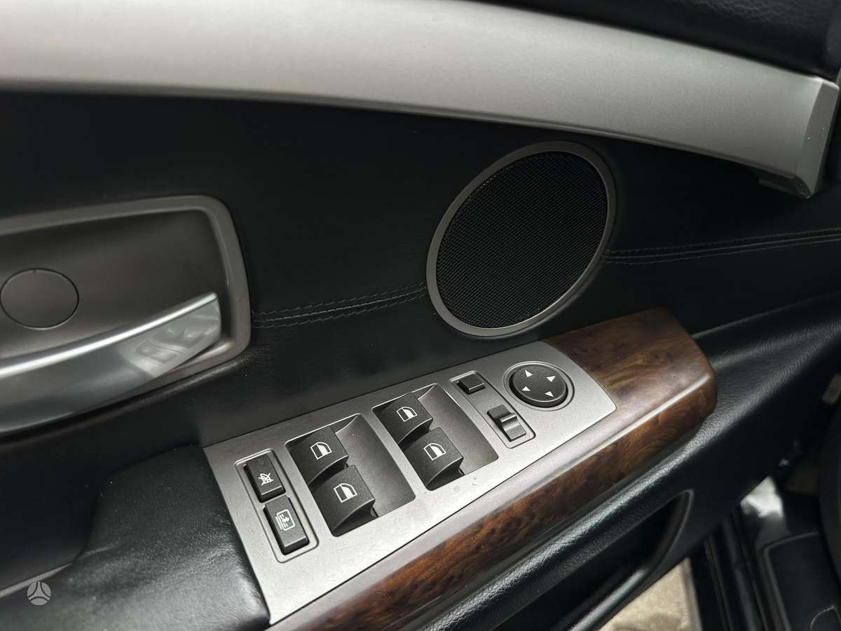 BMW 730, 3.0 l., Седан