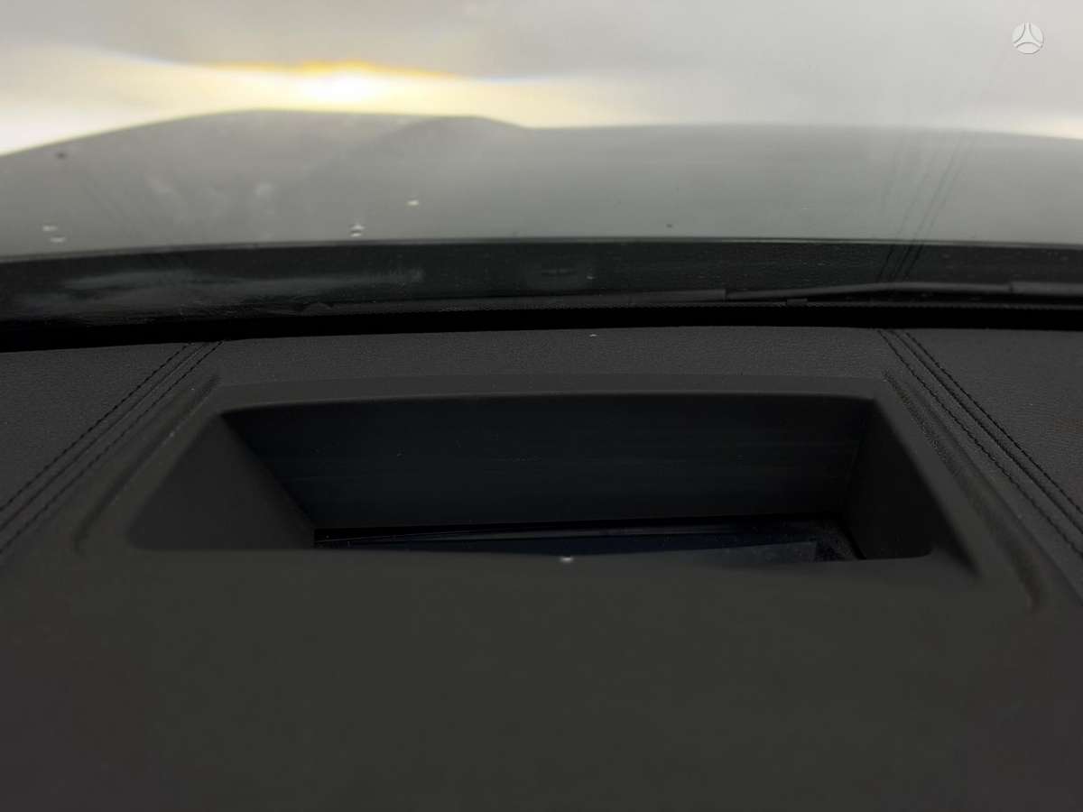BMW X2, 2.0 l., off-road / crossover