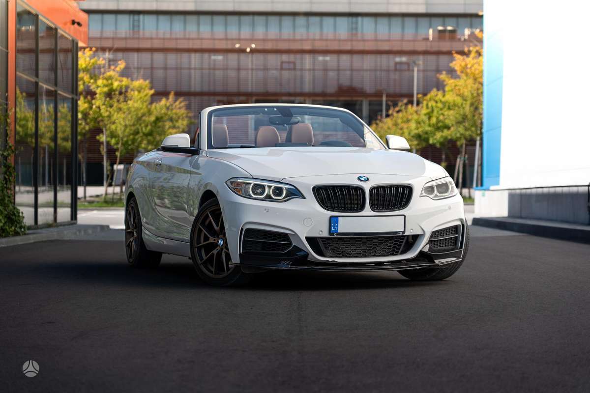 BMW 228, 2.0 l., convertible