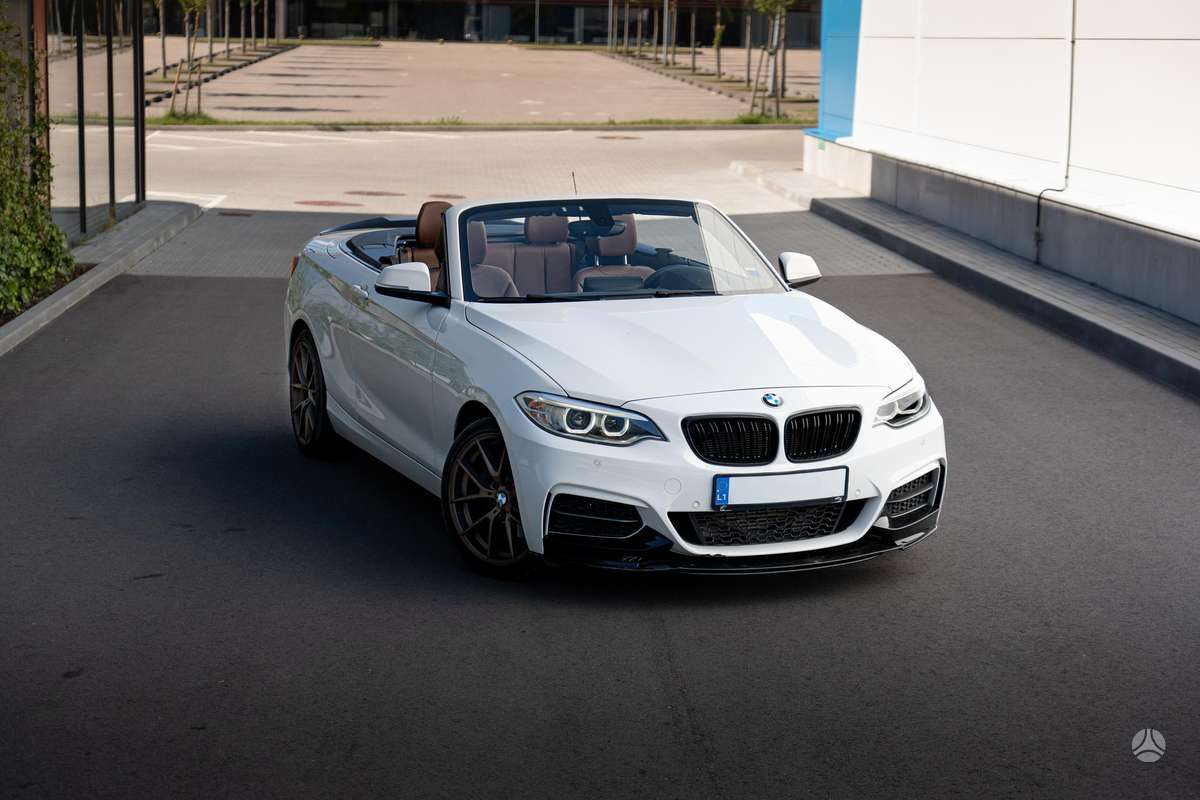 BMW 228, 2.0 l., Кабриолет