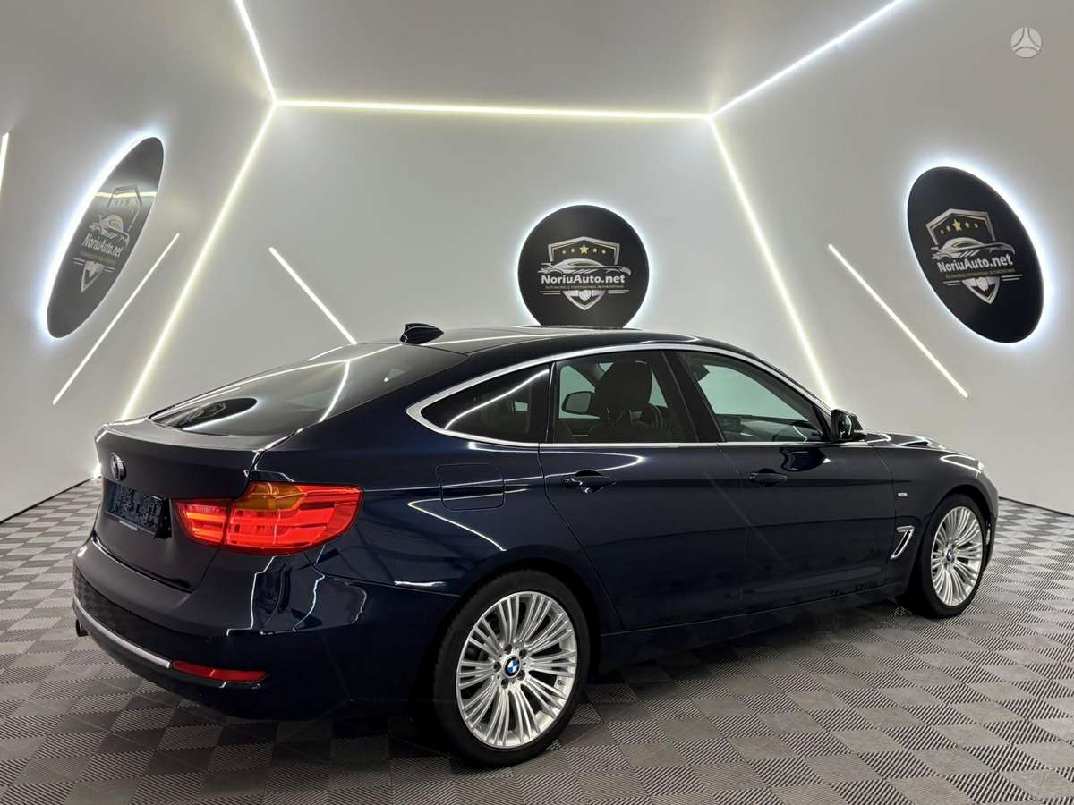 BMW 320, 2.0 l., hatchback