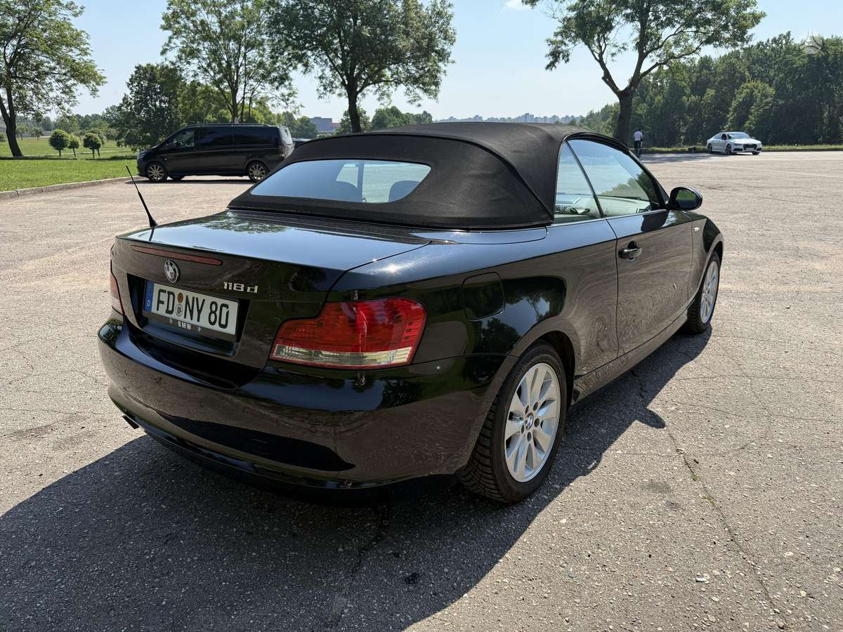 BMW 120, 2.0 l., Кабриолет