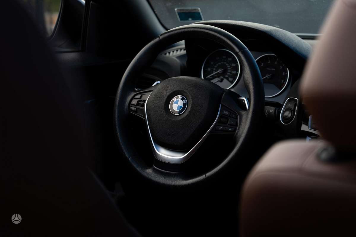 BMW 228, 2.0 l., Кабриолет