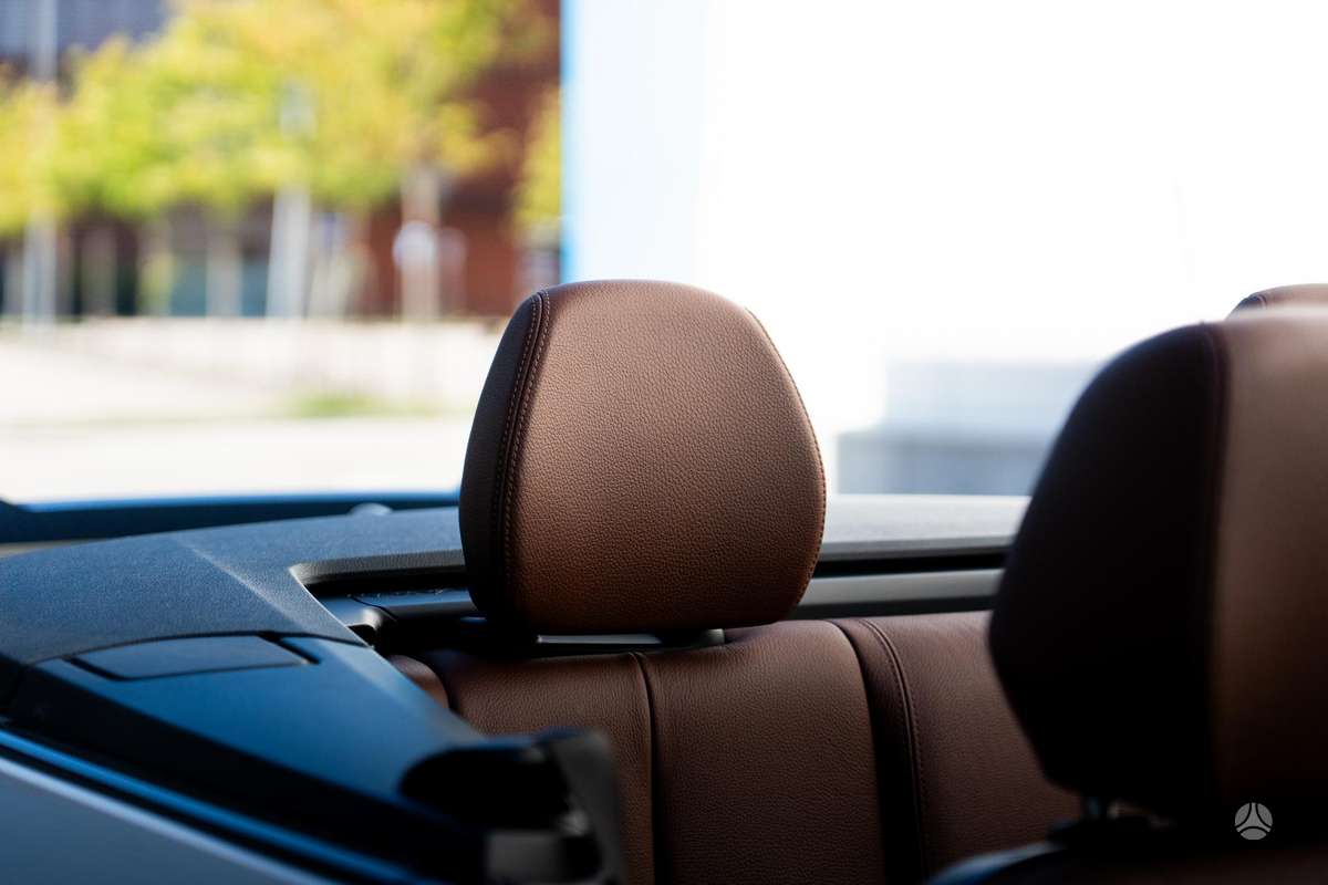 BMW 228, 2.0 l., convertible