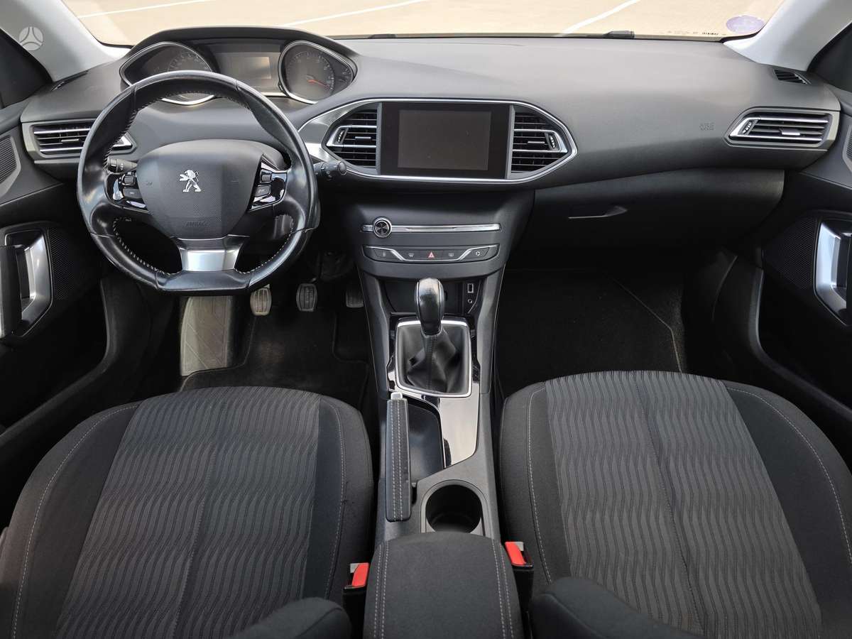 Peugeot 308, 1.2 l., Хэтчбек
