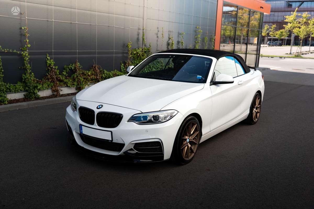 BMW 228, 2.0 l., Кабриолет