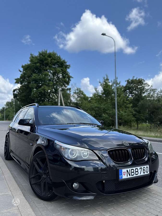 BMW 525, 2.5 l., universalas