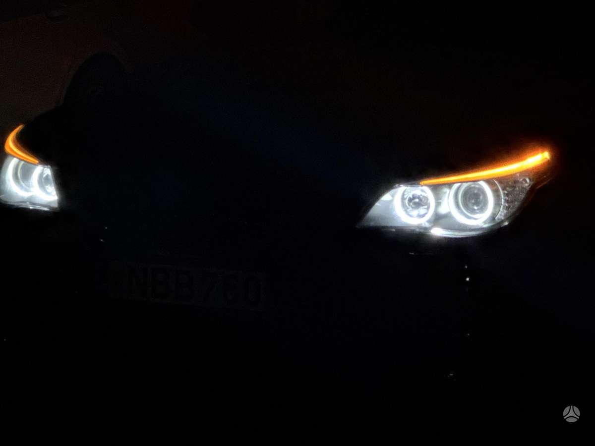 BMW 525, 2.5 l., universalas
