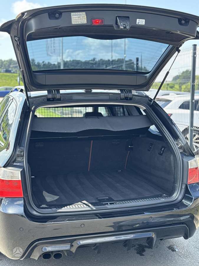 BMW 525, 2.5 l., universalas