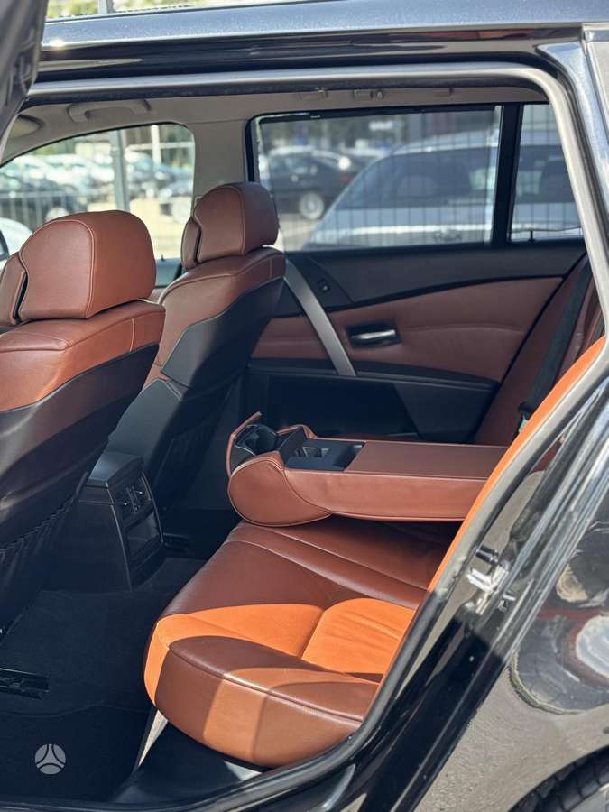 BMW 525, 2.5 l., universalas