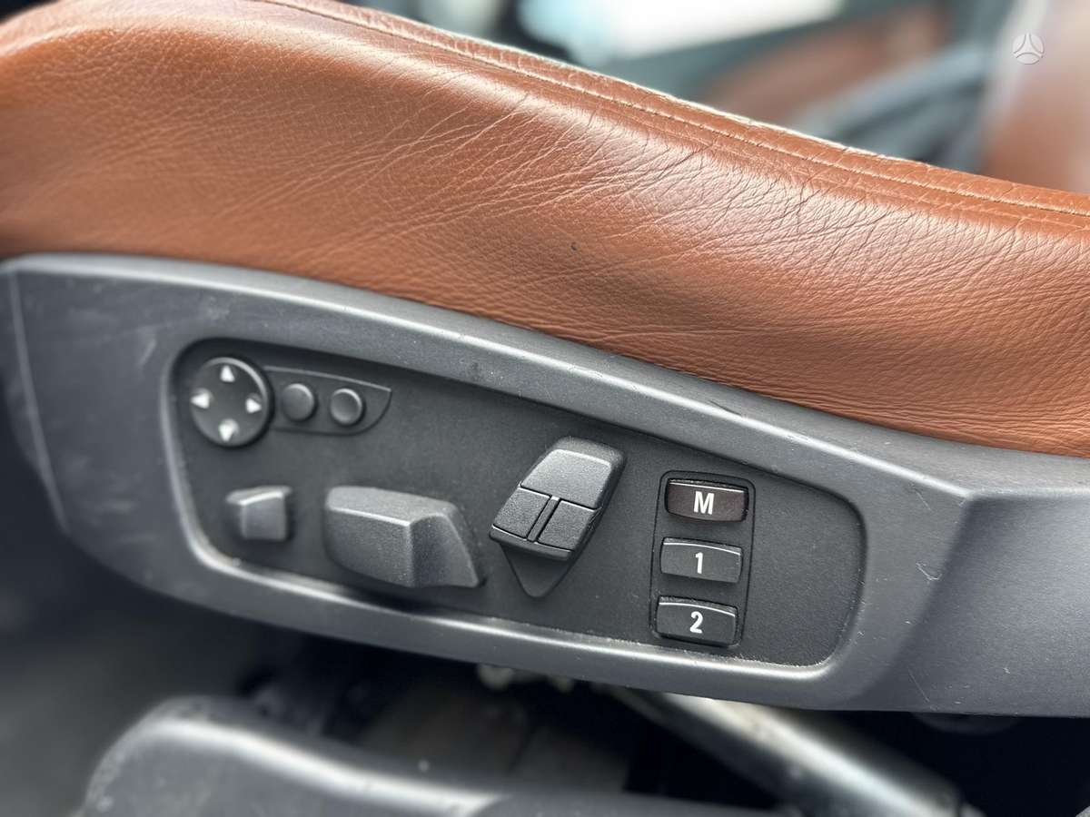 BMW 525, 2.5 l., universalas