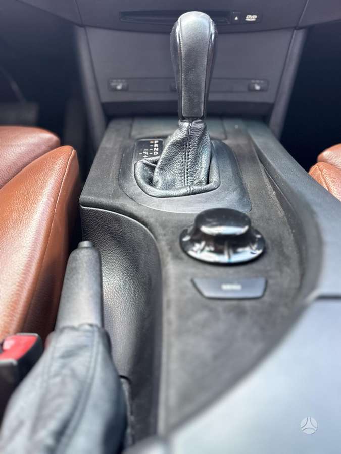BMW 525, 2.5 l., universalas