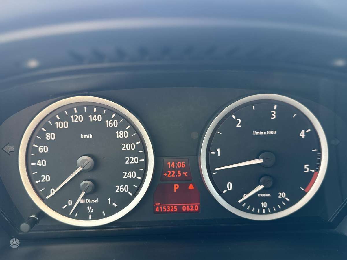BMW 525, 2.5 l., universalas