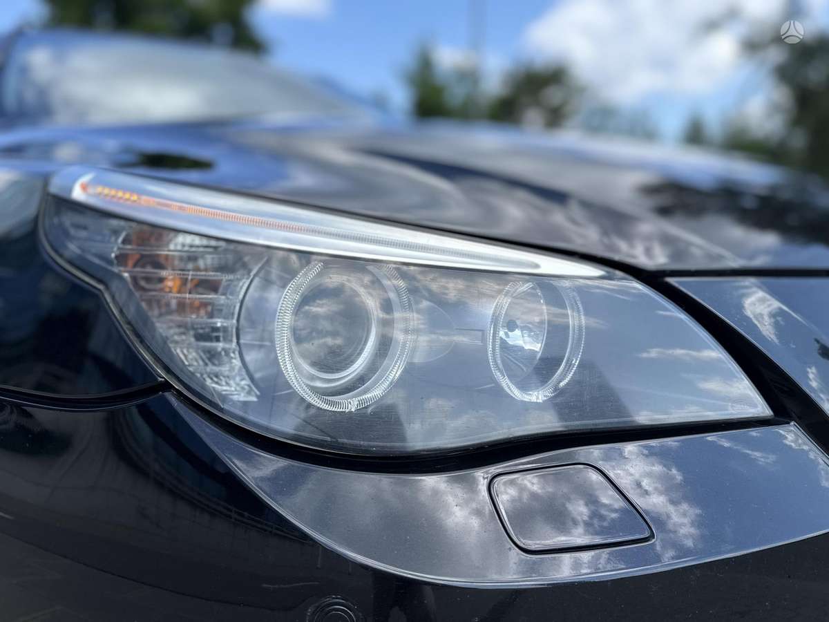 BMW 525, 2.5 l., universalas