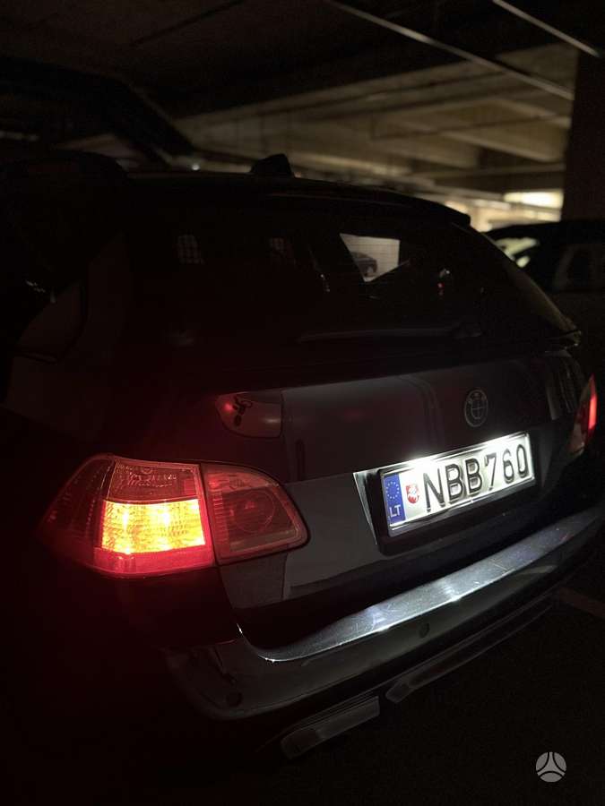 BMW 525, 2.5 l., universalas