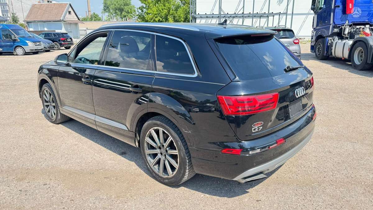 Audi Q7, 3.0 l., Внедорожник / Кроссовер