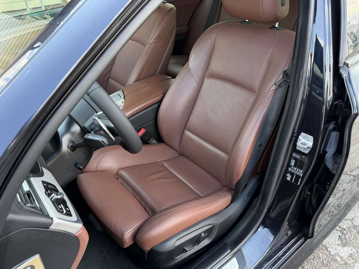 BMW 520, 2.0 l., wagon