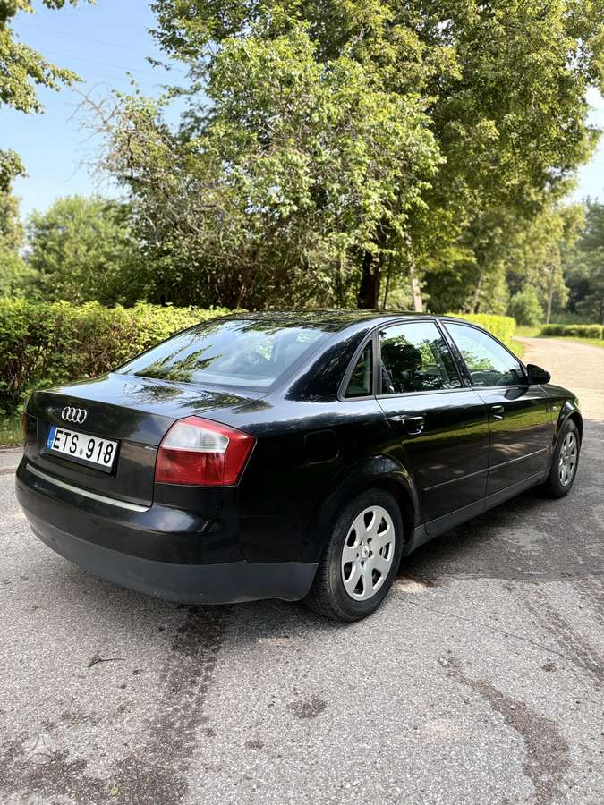 Audi A4, 1.9 l., Седан