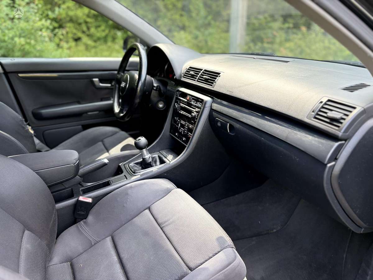 Audi A4, 1.9 l., Седан