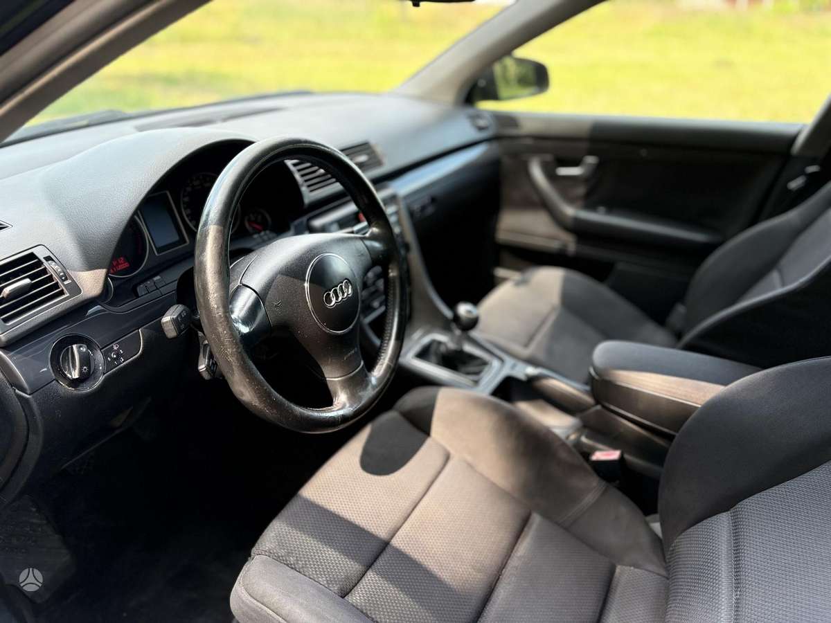 Audi A4, 1.9 l., Седан