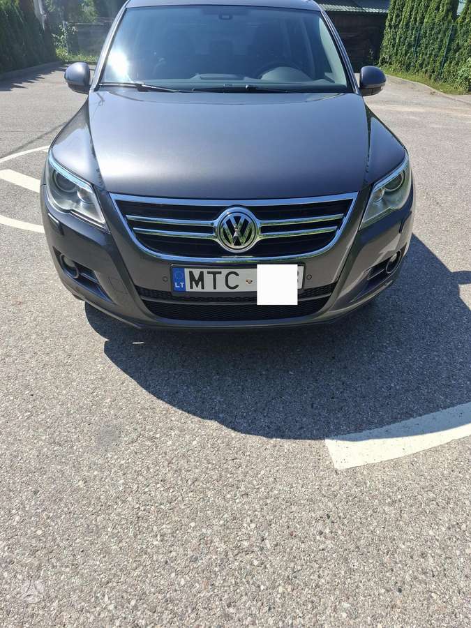 Volkswagen Tiguan - 4