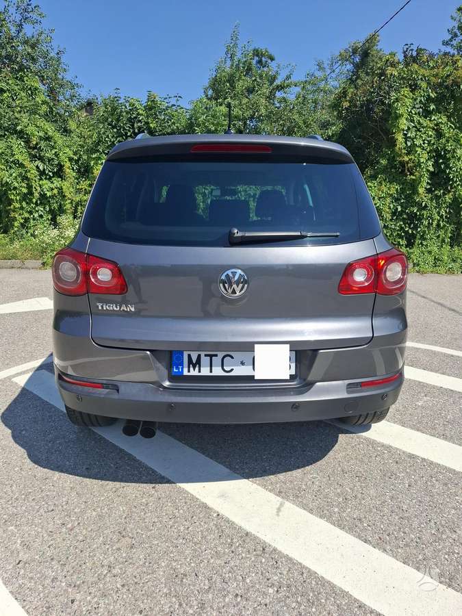 Volkswagen Tiguan - 7