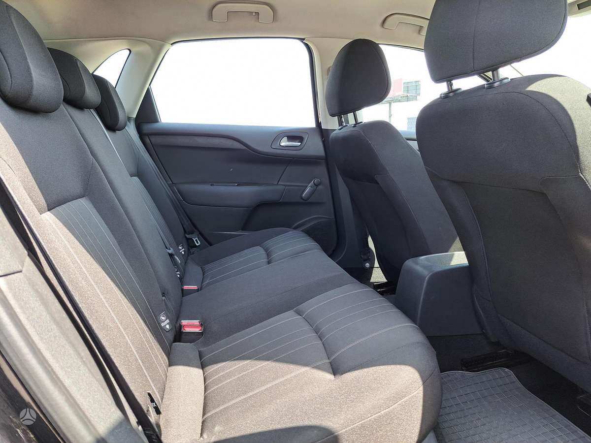 Citroen C4, 1.6 l., Хэтчбек