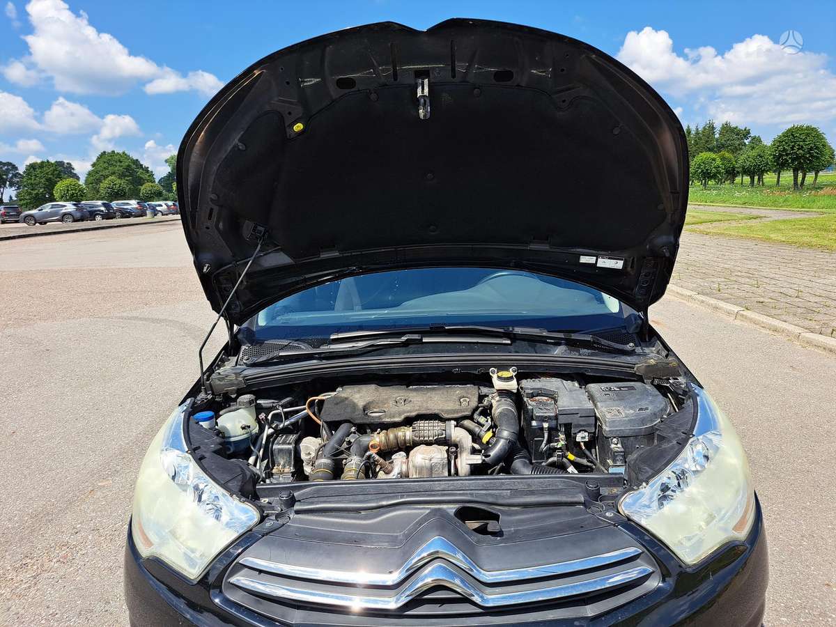 Citroen C4, 1.6 l., Хэтчбек