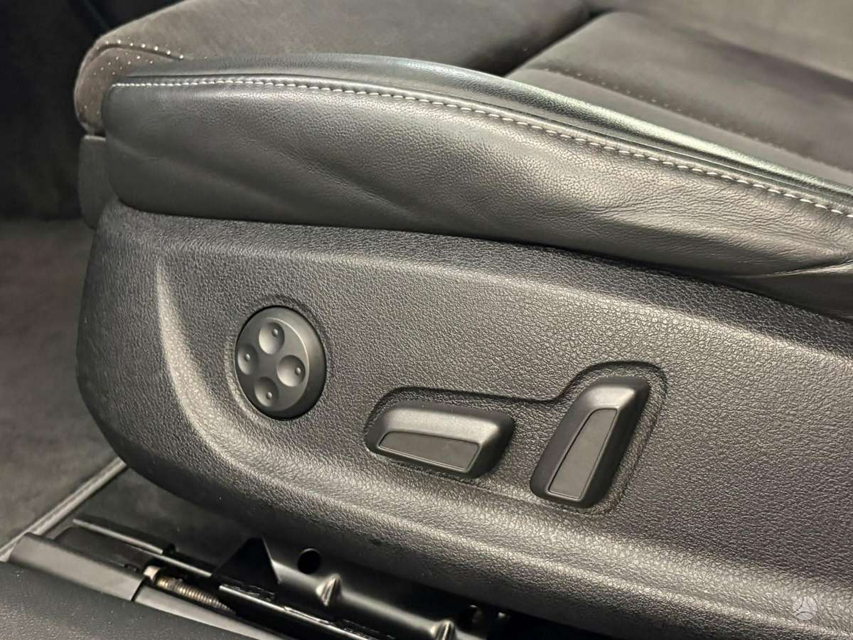 Audi A6, 3.0 l., wagon