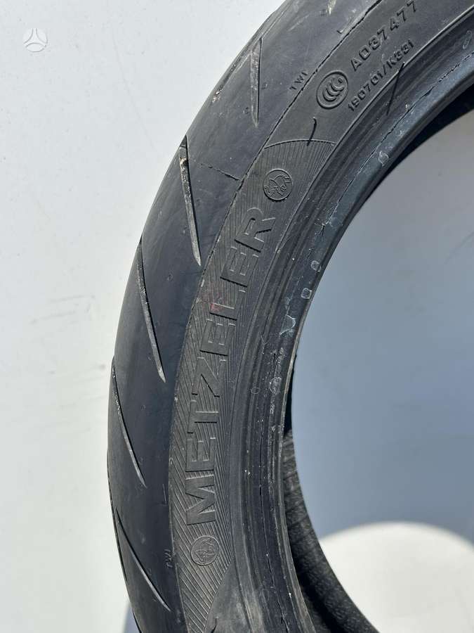 Metzeler Roadtec Z8, summer 180/55 R17