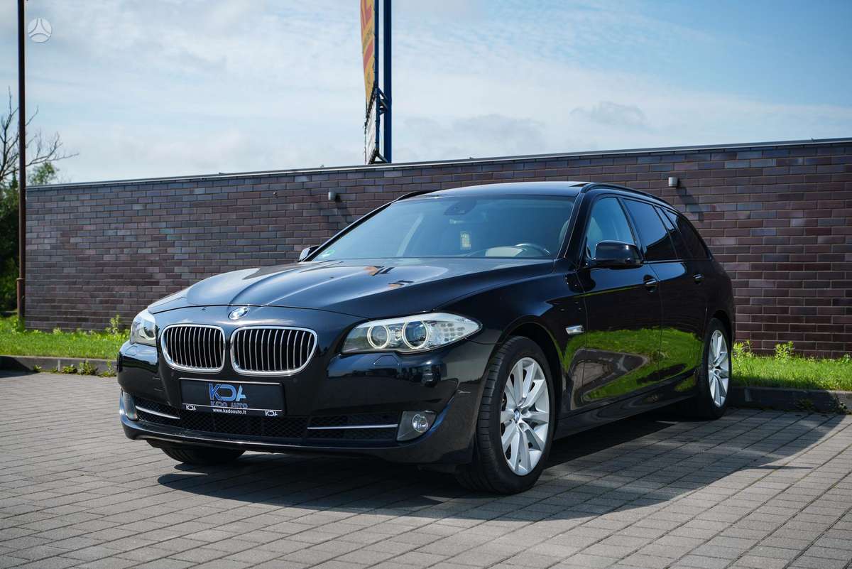 BMW 520, 2.0 l., universalas