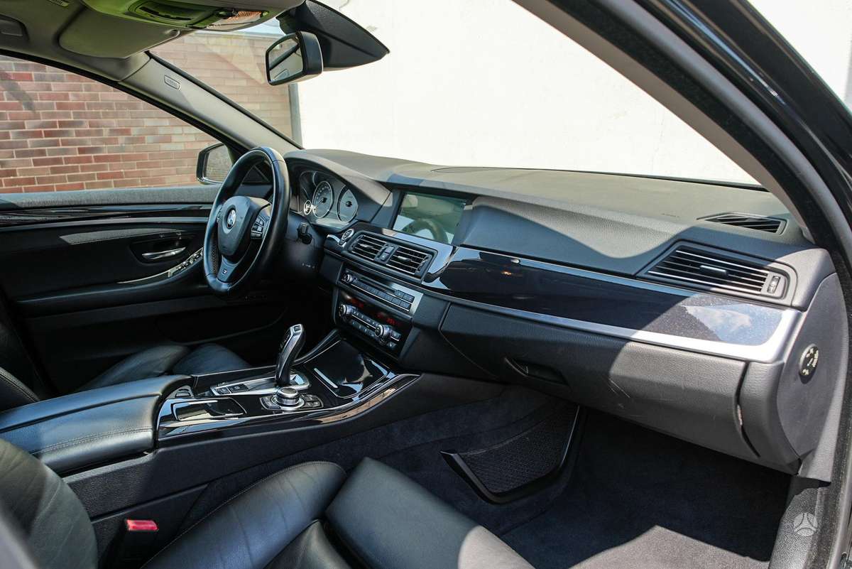 BMW 520, 2.0 l., universalas