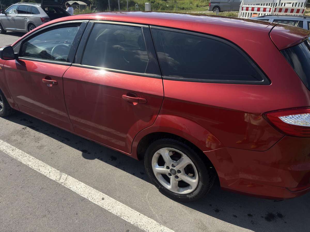 Ford Mondeo, 2.3 l., Универсал