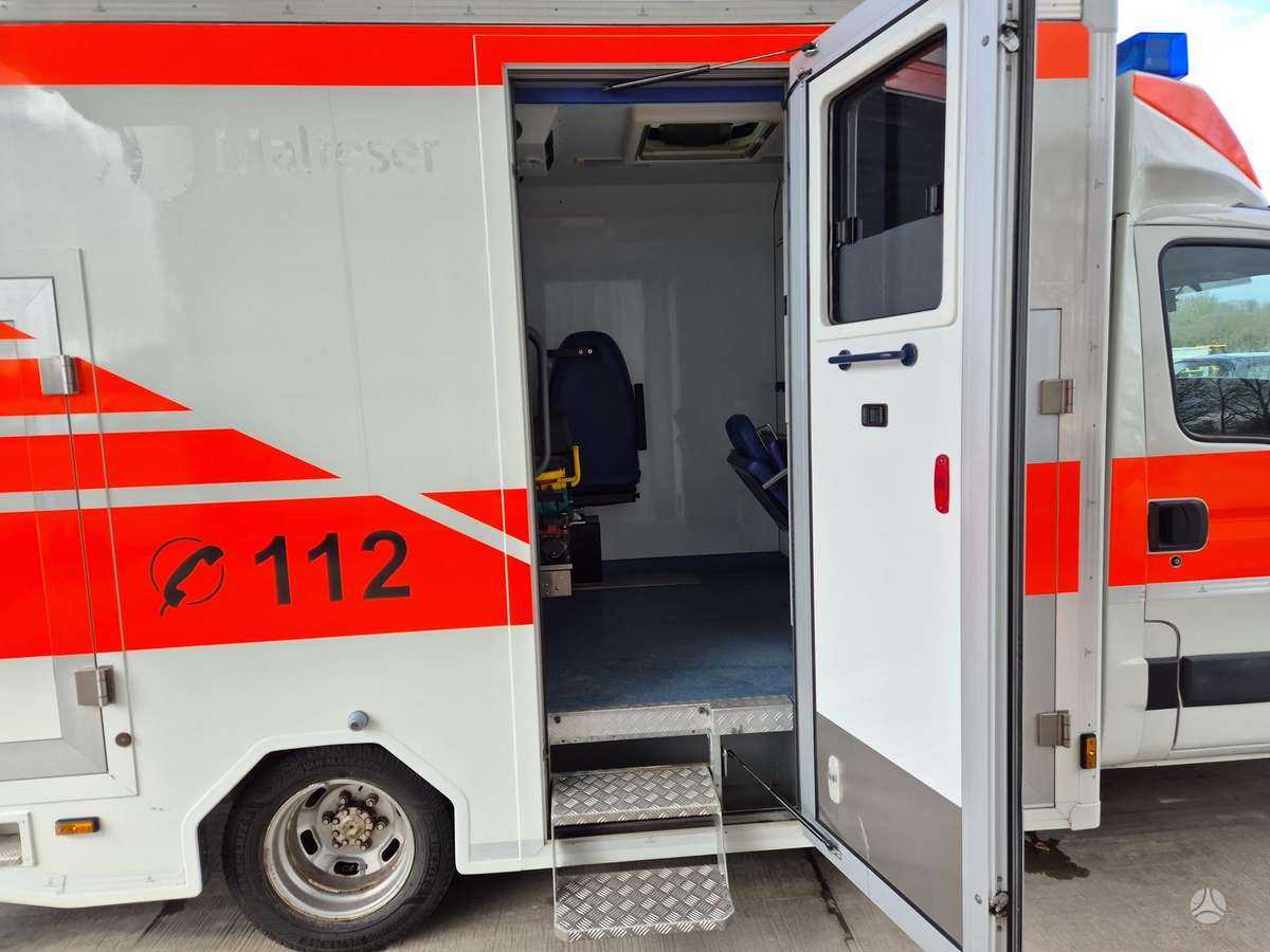 Iveco Daily, 3.0 l., cargo van
