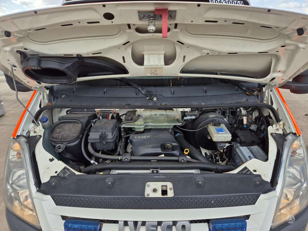 Iveco Daily, 3.0 l., cargo van