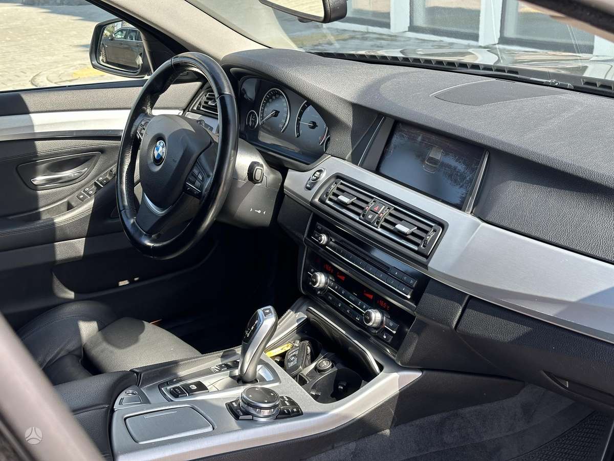 BMW 520, 2.0 l., universalas