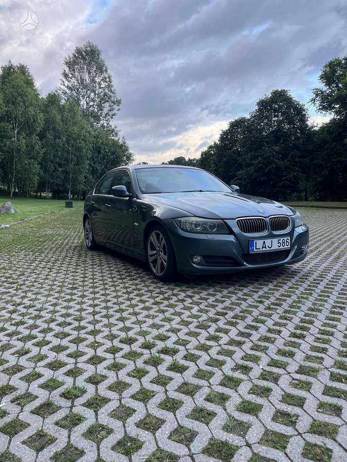 BMW 325, 3.0 l., Седан